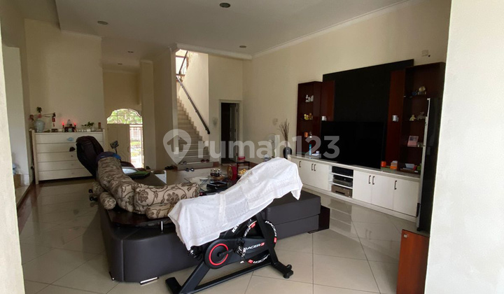 Rumah cantik uk 8x27m super murah  2