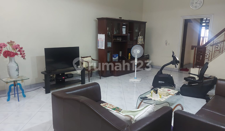 Rumah Golf Island Uk 10x30m Murah 2