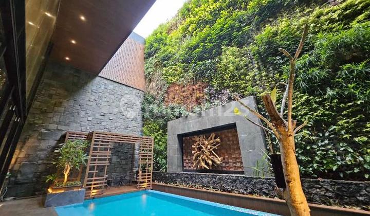 Luxury House Trimaran Pik Size 20x30