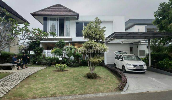 Rumah 2 Lantai Dengan Kolam Renang Rancamaya, Bogor 1