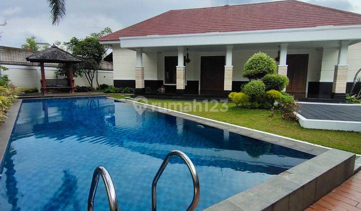 Rumah super keren siap huni view gunung di sentul city 2