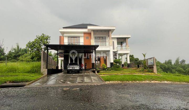 Rumah Hook Dengan Halaman Luas Sentul City, Bogor 2