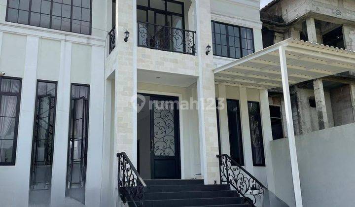 Rumah Cantik Dengan Halaman Sentul City, Bogor 2