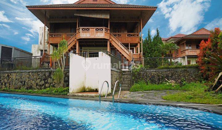 Rumah Konsep Villa Dengan Kolam Renang Sentul City, Bogor 1