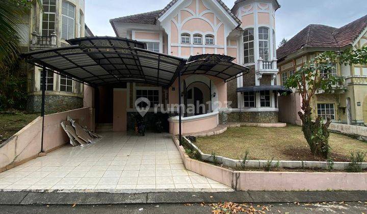 Disewakan Rumah Dengan Backyard Yg Luas Argenia Sentul 1