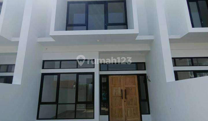 Harga Promo! Rumah Keren Di Arcamanik Bangunan Super Luas
 2