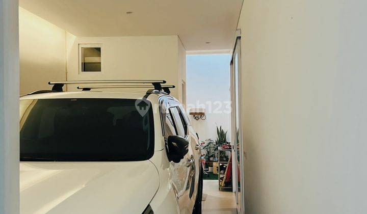 Rumah cantik d Cigadung Kota Bandung, lingkungan asri, nyaman, tenang
 2