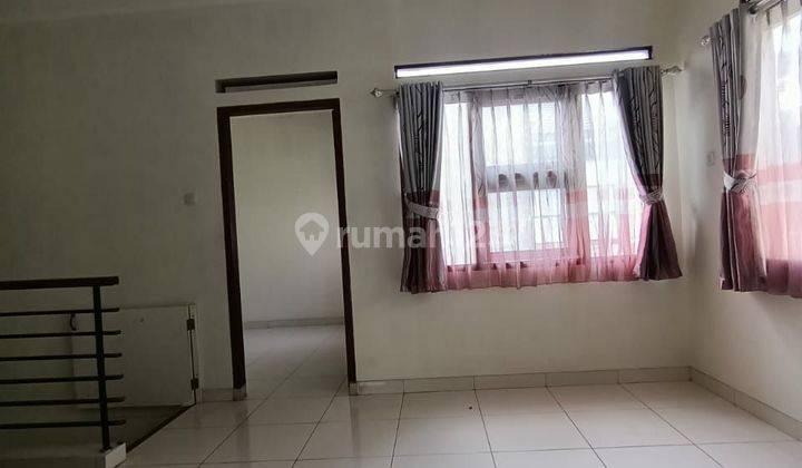 Langka kepepet Rumah dalam cluster Gegerkalong, kota Bandung 2