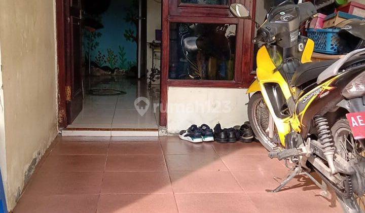 Rumah 2 Lantai di Kelun, Madiun Kota perum Telaga Mas  4