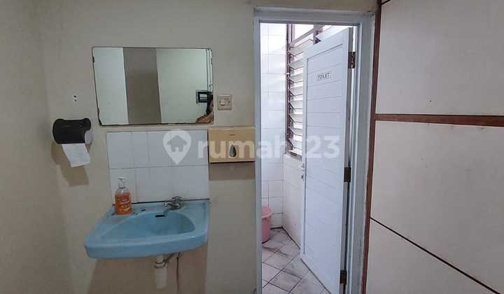 Dijual Cepat Ruko 3.5 Lantai,gandeng 2 Unit Di Cinere,harga Murah 25