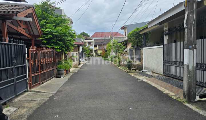 Dijual Rumah Asri Minimalis di Galaxy Jaka Setia Bekasi 2