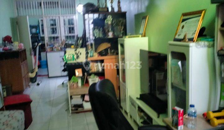 Rumah Strategis Dekat Mall di Galaxy Kota Bekasi  2