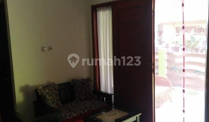 Dijual cepat rumah cantik 2 lt, Taman Galaxy. Bekasi Selatan  2