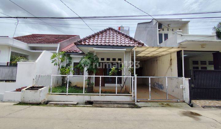 Di Sewa Rumah Luas Dan Bebas Banjir Di Galaxy, Bekasi Selatan.
 1