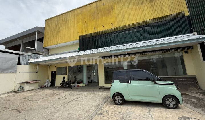 Shop House by the Main Road Near Jatiasih Toll Road Bekasi 2