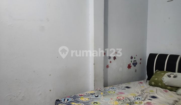 Ready-to-Occupy House for Sale Near Galaxy Mall Jaka Setia Bekasi Ready-to-Occupy House for Sale Near Galaxy Mall Jaka Setia Bekasi