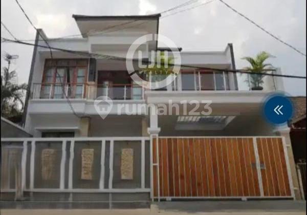 Disewakan Rumah Strategis Full Furnish di Pekayon Bekasi 1
