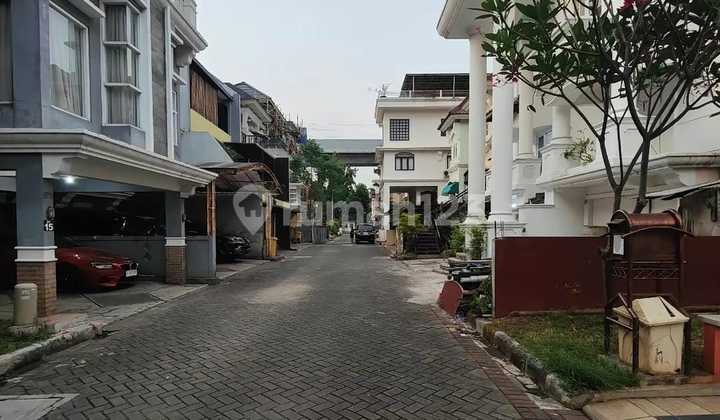 For Sale 3-Story House in Villa Jatibening Bekasi 2