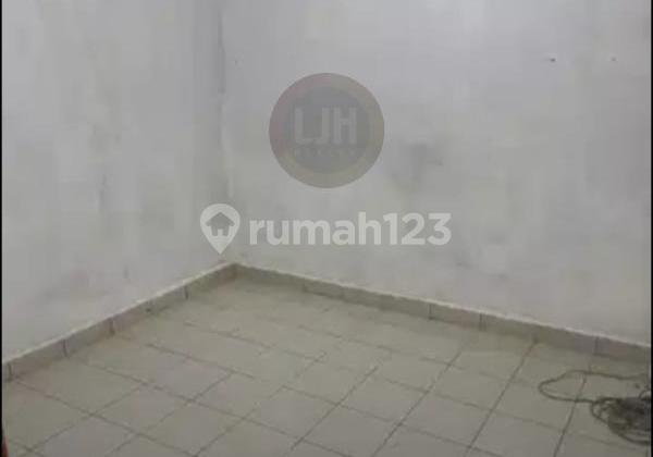 Di Sewakan Rumah Tidak Banjir, Komplek Kemang Pratama 3, Bekasi 2