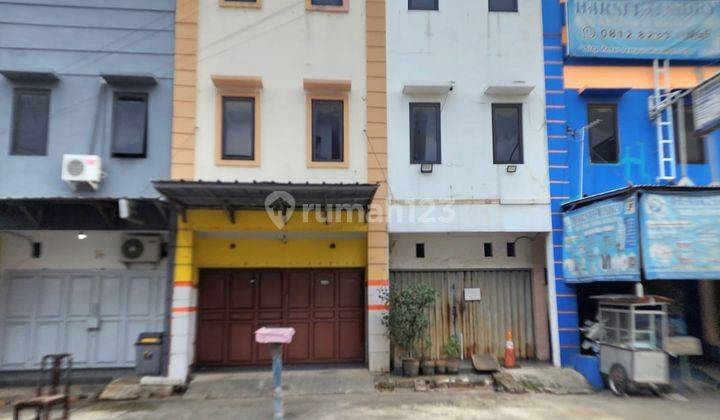 Disewakan Ruko Ex Warteg 3 Lantai di Pekayon Bekasi  1