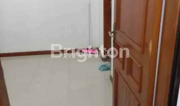 kamar tidur hunian strategis di mutiara depok