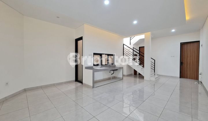 HUNIAN BARU 2 LANTAI CILANDAK JAKARTA SELATAN 2