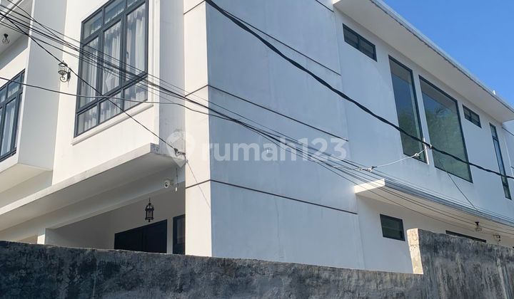 Strategic 2-Story Residence Harjamukti Depok