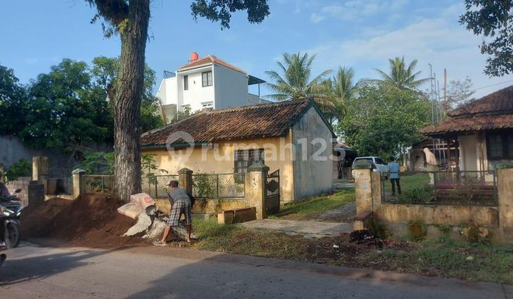 House + Strategic Land in Ciranjang Cianjur 2