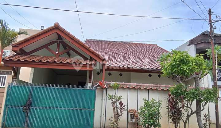 Rumah Strategis di Mekarsari Cimanggis Depok Rumah Strategis di Mekarsari Cimanggis Depok