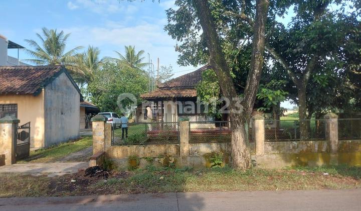 House + Strategic Land in Ciranjang Cianjur