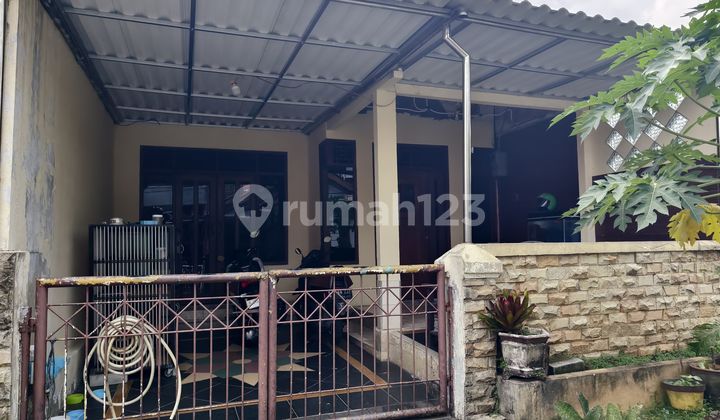 Rumah 2 Lantai Bukit Rivaria Sawangan Depok