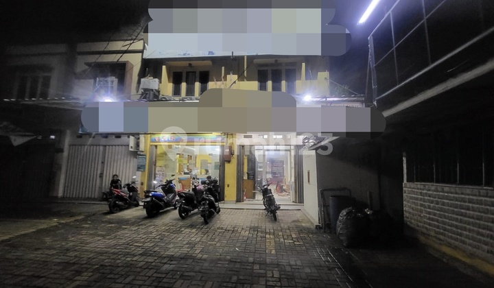 Ruko Gandeng Strategis Di Jalan Raya Jakarta Bogor Ruko Gandeng Strategis Di Jalan Raya Jakarta Bogor