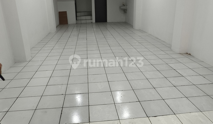 3½-Story Shop House by Sukmajaya Main Road, Depok 1