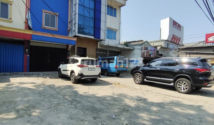 Ruko 3½ Lantai Strategis Pinggir Jalan Raya Bogor