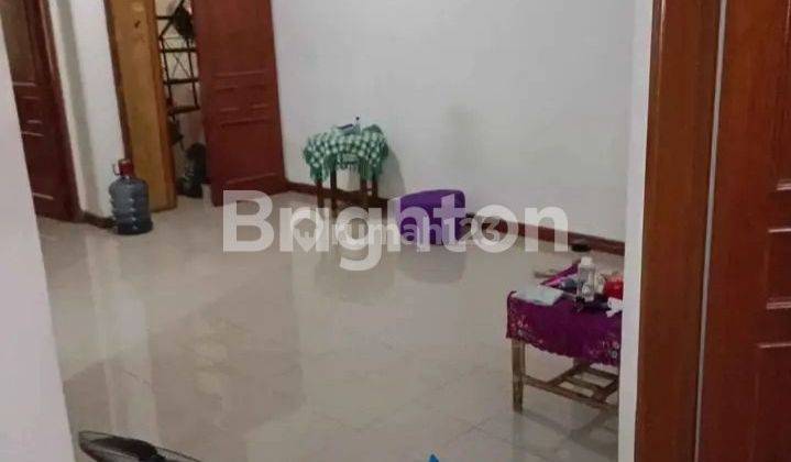 ruang keluarga hunian strategis di mutiara depok