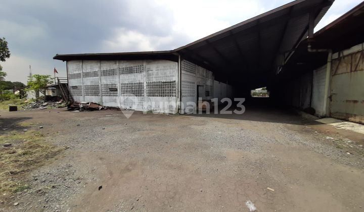 Gudang di Jalan Mengger, Bandung 25.000 m SHM 2