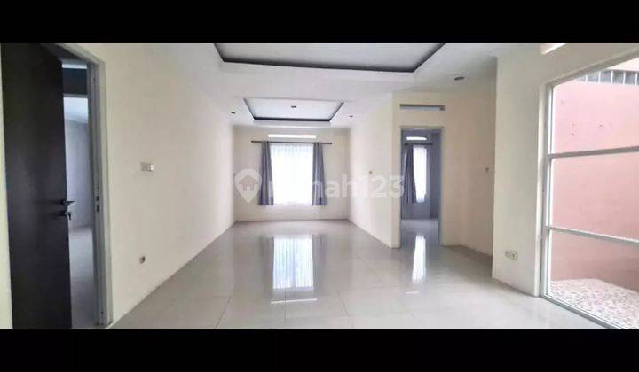 For Sale Rumah Bagus SHM di Jalan Setra Duta 1