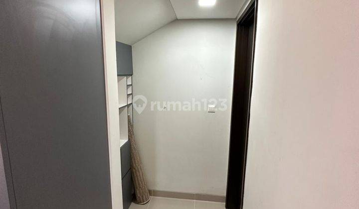 Rumah Cantik Lux Full Furnish di Cluser Flora Summarecon Bandung 2