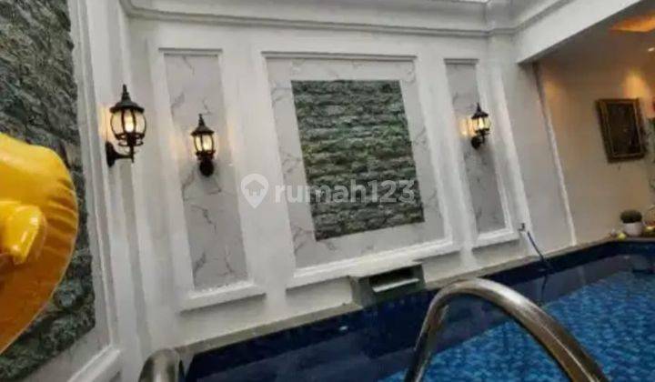 Rumah Mewah Klasik Ada Kolam Renang di Komplek Antapani Bandung 2