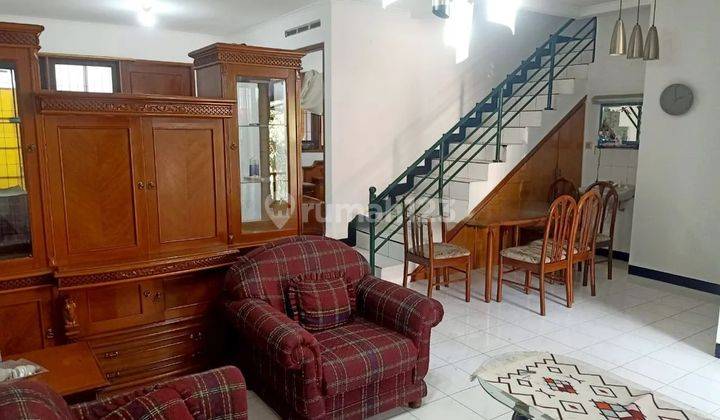 Disewakan Rumah Furnish Di Setra Duta Dkt Univ Maranatha 2