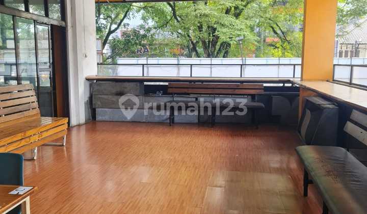 Dijual Rumah dan Tempat Usaha Mainroad Burangrang Dijual Rumah dan Tempat Usaha Mainroad Burangrang