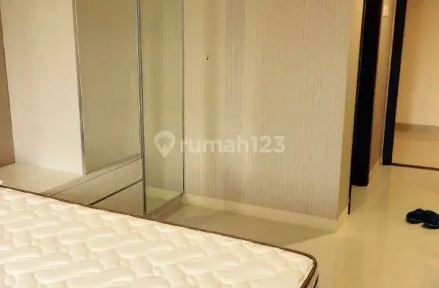 Dijual Apartment Gallery Ciumbuluit 2
Full furnished, siap huni
 4