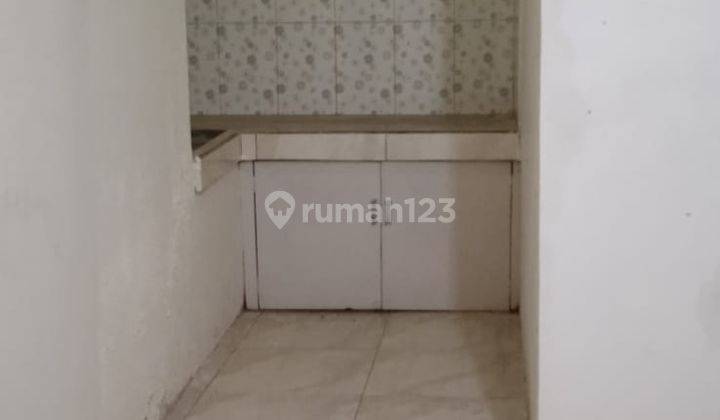 DISEWAKAN RUMAH SAYAP OTISTA SIAP HUNI 2