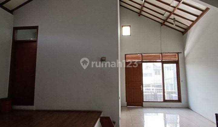Dijual Rumah Usaha di MEKARWANGI mainroad 
 3