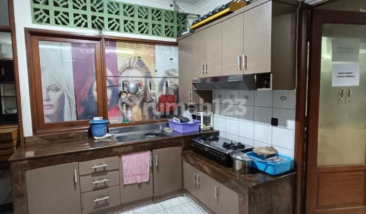 Dijual Rumah Usaha di MEKARWANGI mainroad 
 6