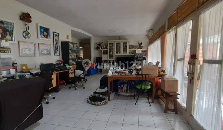 Dijual Rumah Sayap Gatsu Lahan Luas Strategis  2