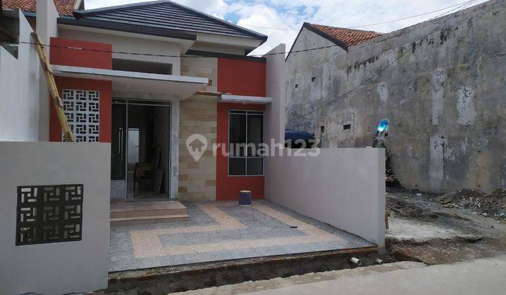 HOT DEAL !!!
RUMAH BARU DAERAH ARCAMANIK (ON PROGRES) 1