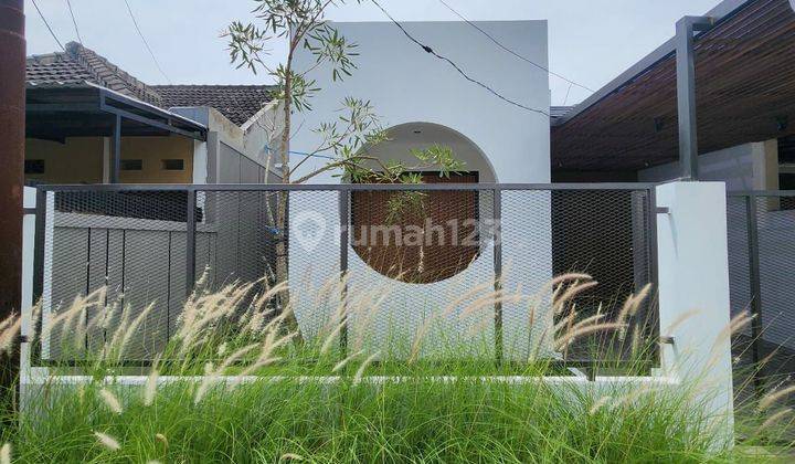 Dijual New House Taman Rahayu Cantik Tampilan Mewah 2