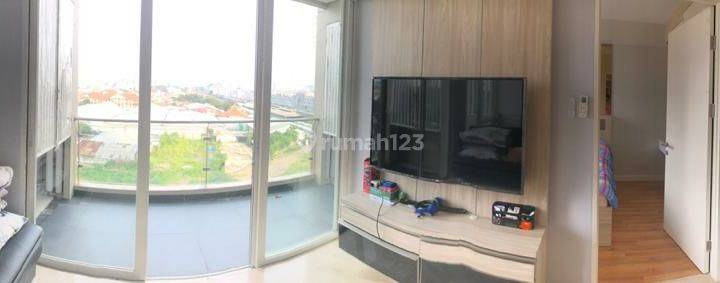 Dijual Landmark 1BR Bagus Living room Lebih Luas 2