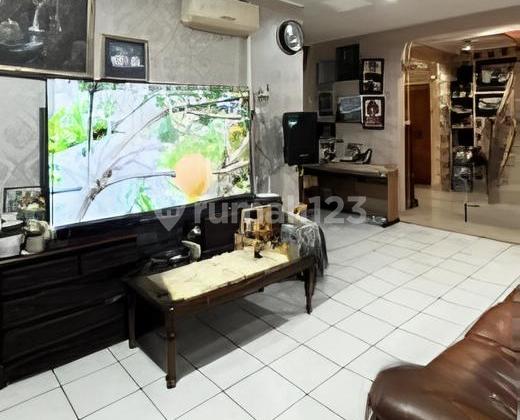 For Sale Comfortable House in Turangga Area Ready to Occupy 2